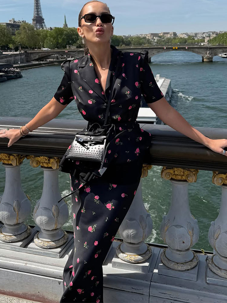 Romper Floral Print - Элегантный женский комплект из пиджака с